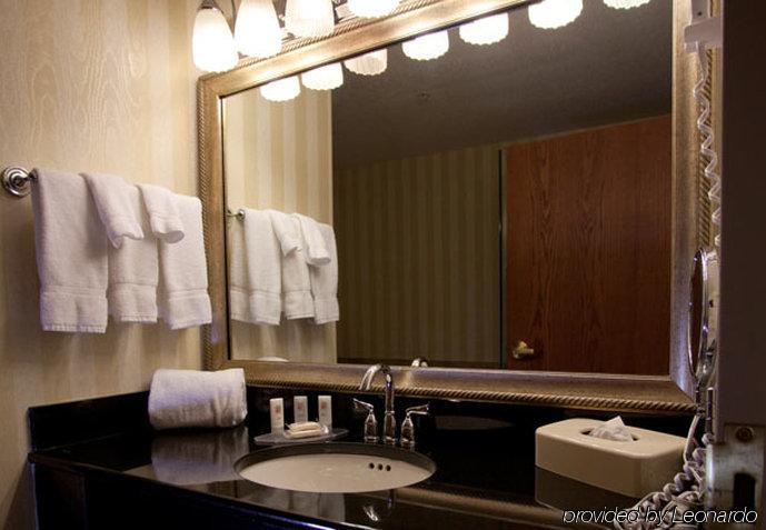 Towneplace Suites Detroit Warren Room photo
