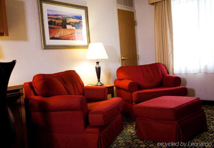 Towneplace Suites Detroit Warren Room photo