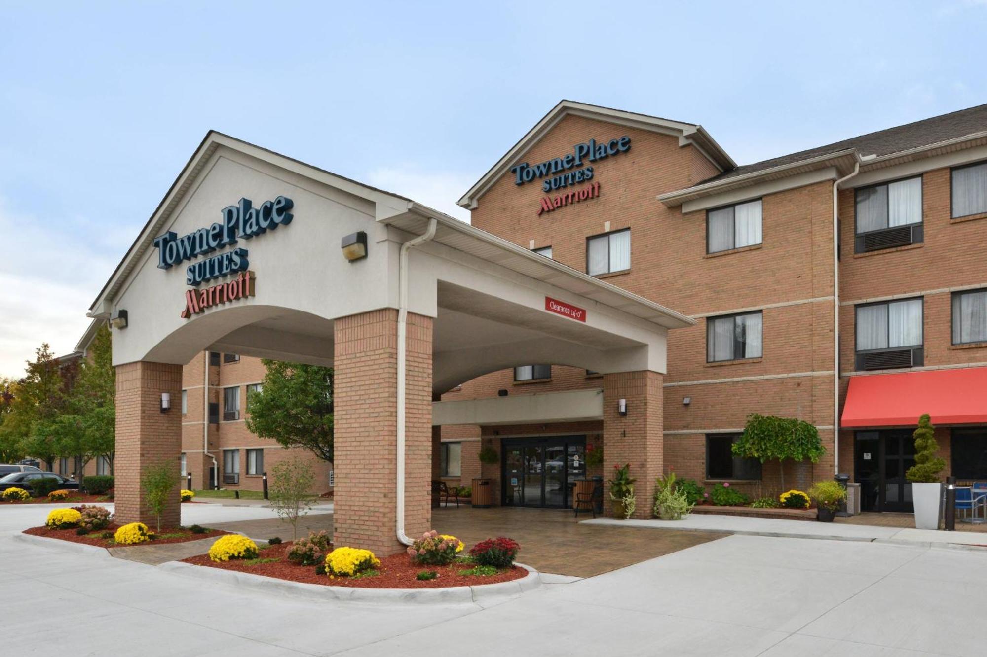 Towneplace Suites Detroit Warren Exterior photo